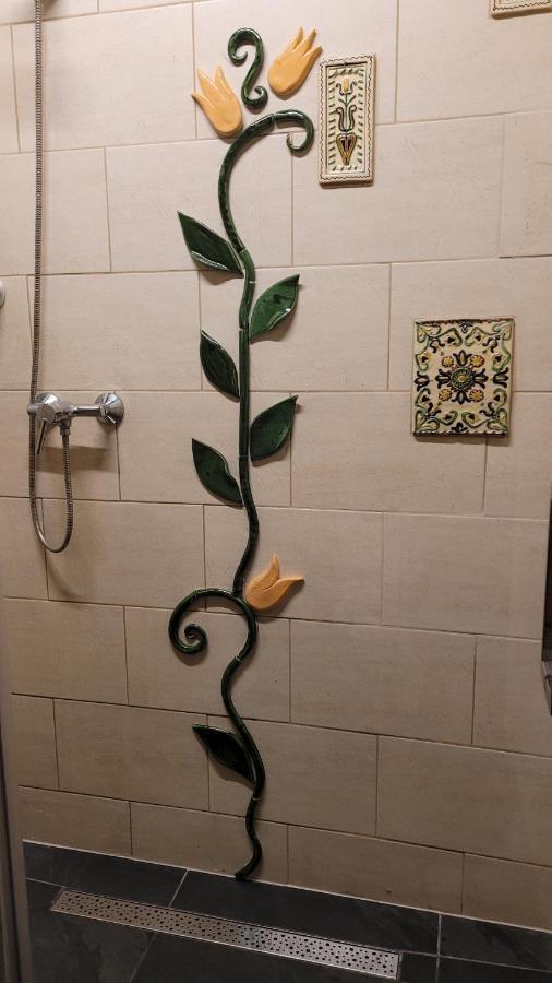 Nefelejcs Vendeghaz Holloko Apartment Екстериор снимка